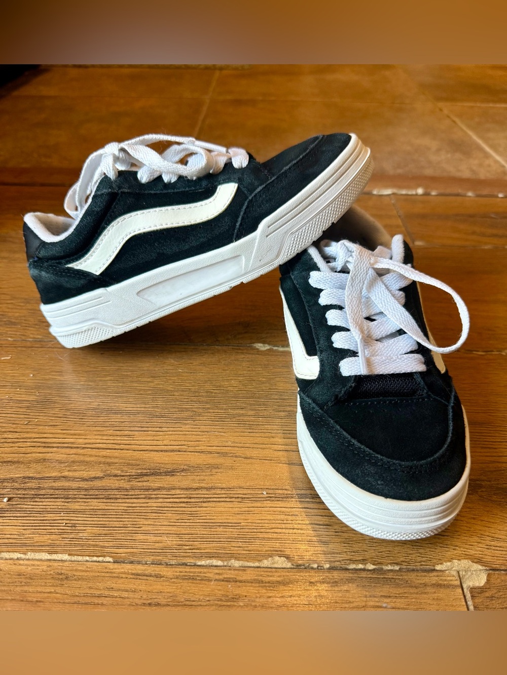 Vans Kids Black and White Low-Top Skate Sneakers